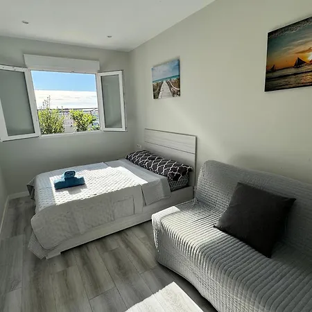 Appartement Camp Nou Nueva Casa 91 à L'Hospitalet de Llobregat Extérieur photo